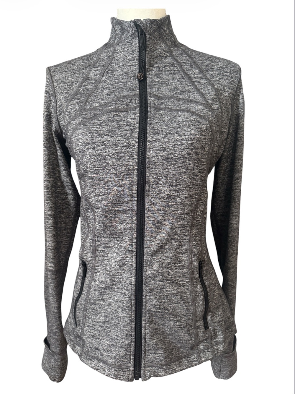Lululemon “Define” Jacket in Heathered Gray Like New Sz 10/Med - Picture 6 of 9